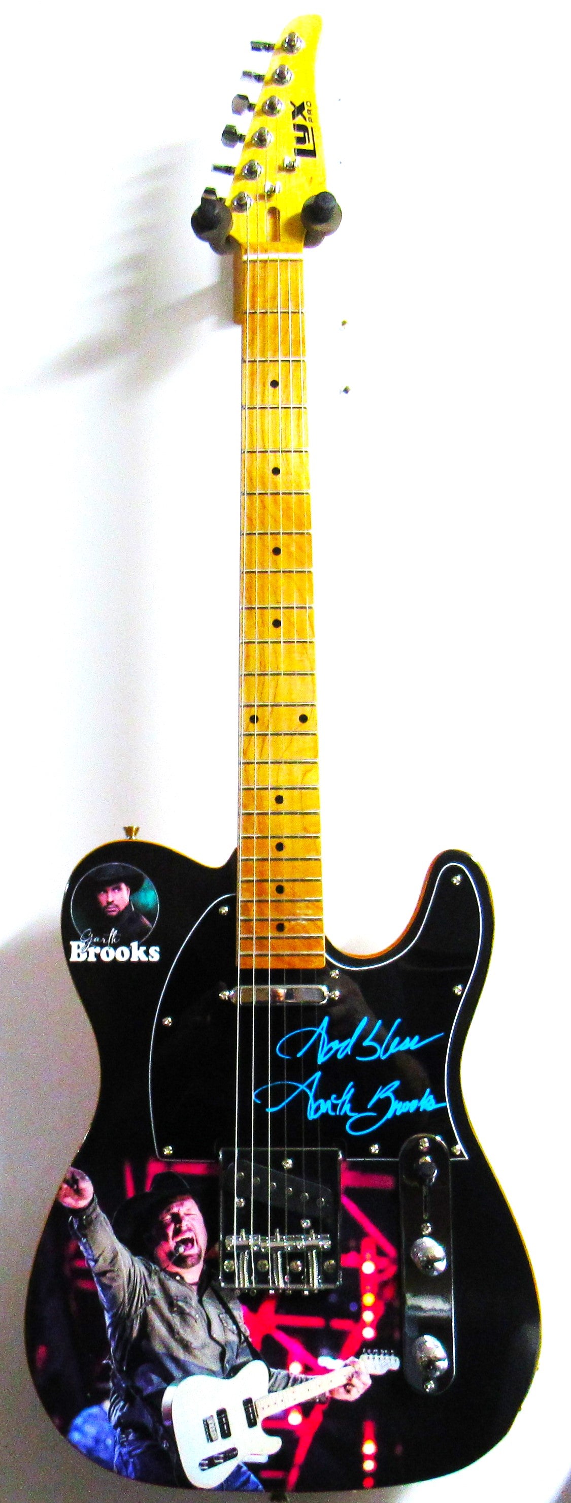 Garth Brooks Autographed Guitar - Zion Graphic Collectibles