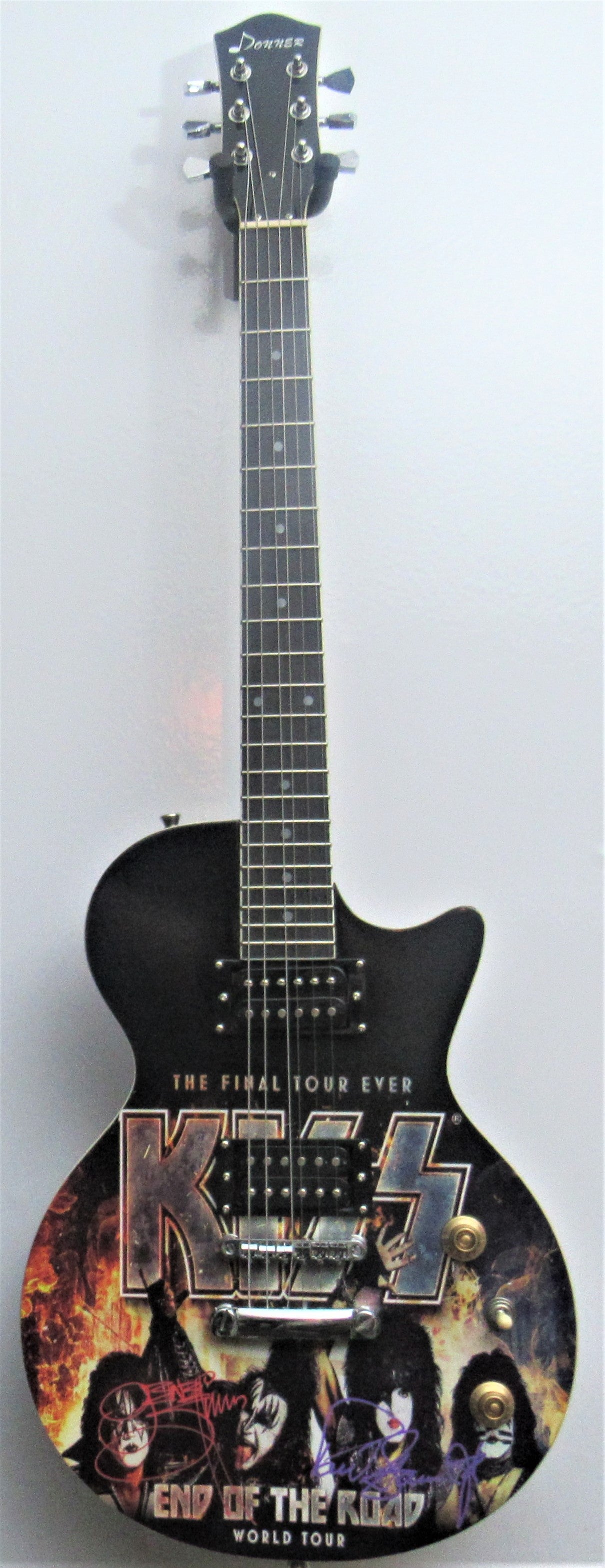 Kiss ' Final Tour " Autographed Guitar - Zion Graphic Collectibles