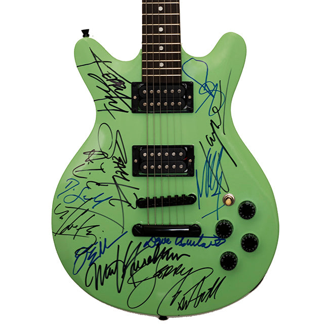 Alice In Chains Layne Staley – Megadeth – Slayer Band Tours Signed Guitar