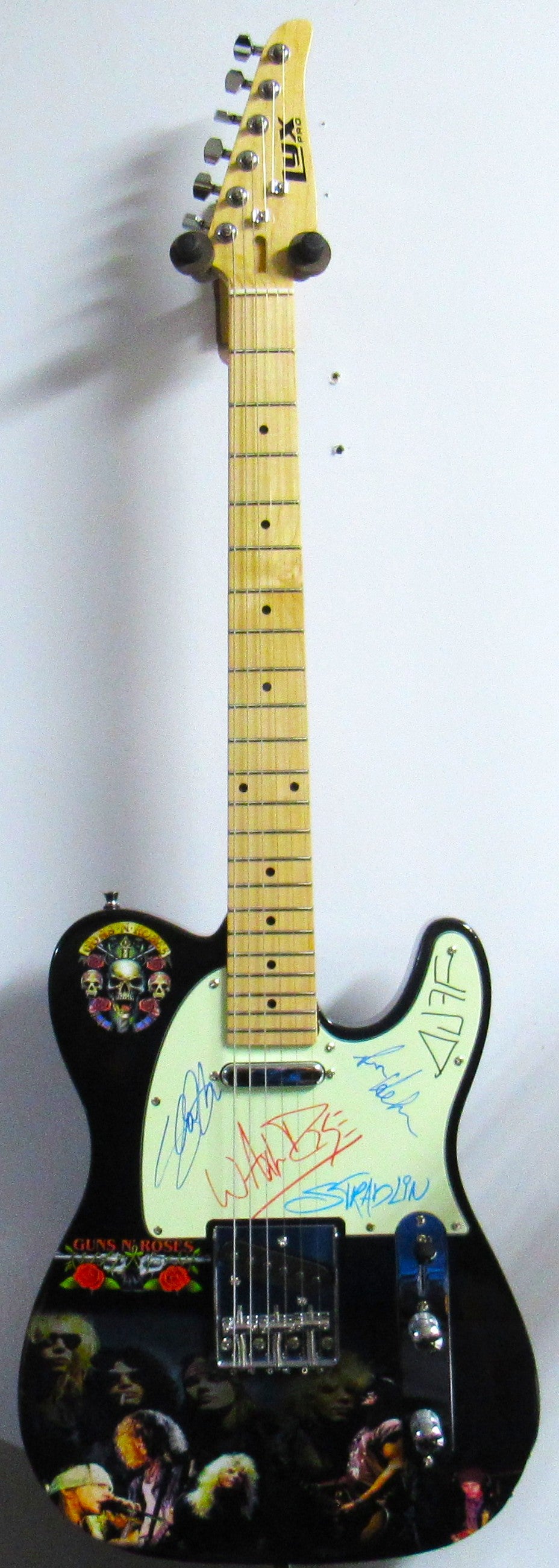 Guns N' Roses - Autographed Guitar - Zion Graphic Collectibles