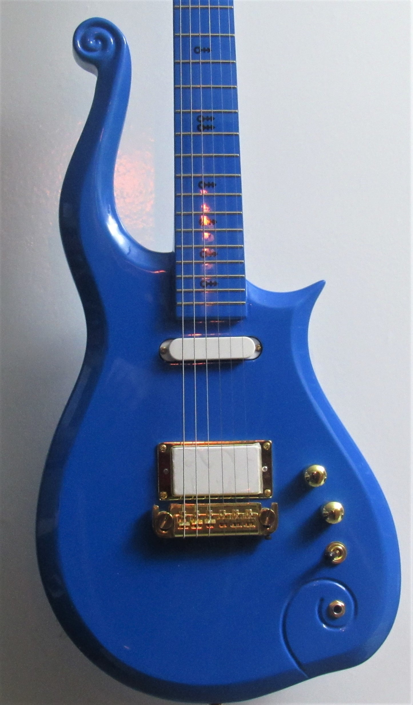 prince's cloud guitar